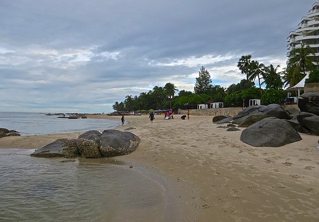 Hua Hin Beach, which is located on the Gulf of Thailand province. 
