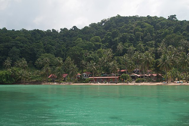 Koh Wai is a pristine and tranquil island situated in the Gulf of Thailand.