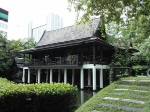 The heart of the Suan Pakkad Palace Museum lies in its exquisite collection of art and antiques. The museum's galleries display a wide range of artefacts. including traditional Thai art