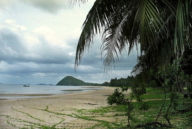 Thung Wua Laen Beach is the epitome of a hidden paradise, offering the perfect blend of tranquility and natural beauty.
