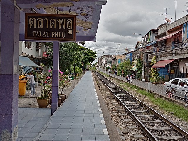 Talat Phlu: Bangkok's charming riverside district