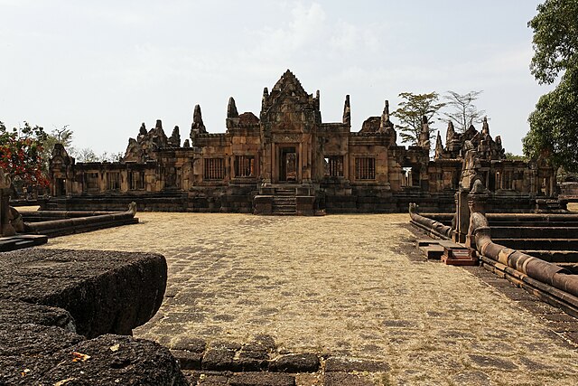 Prasat Muang Tam - Ancient Khmer Temple Complex