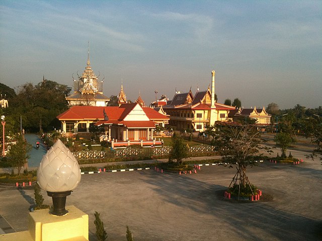 Wat Muang Ang Thong - Serene Buddhist Temple in Thailand